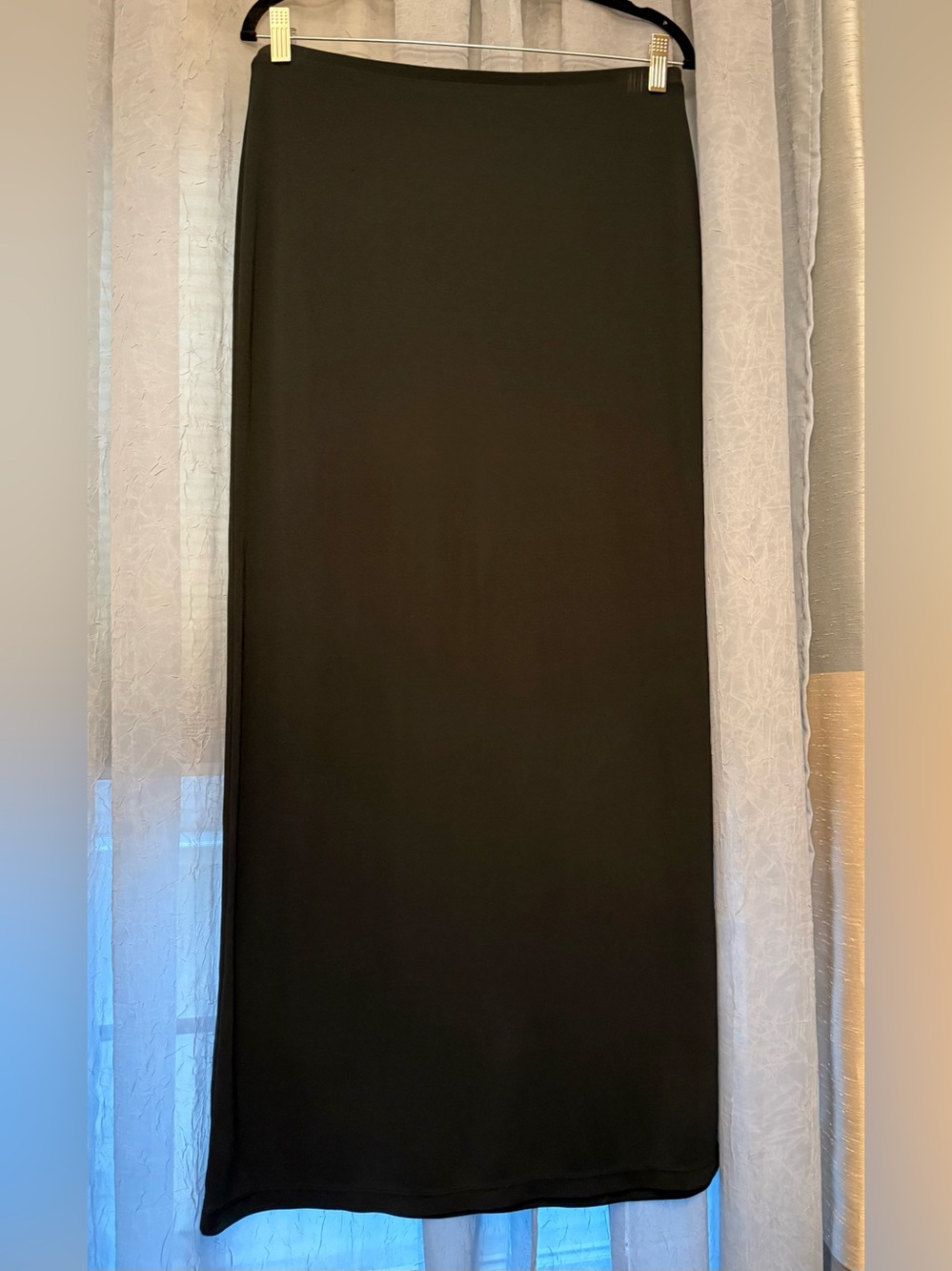 Banana Republic Black Maxi Skirt - Straight Silhouette